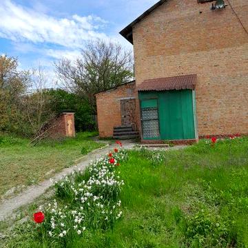 Двоповерховий котедж