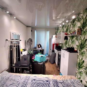 Продам квартиру Миру 4а