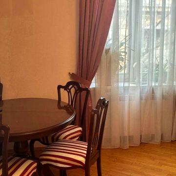 Оренда затишної 2к.квартири в центрі, Печерськ,  біля метро «Кловська"