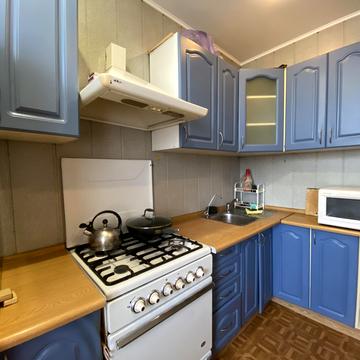 Володимира Антоновича вул. (Свердлова), 64