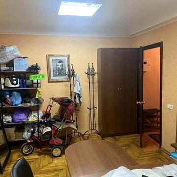 Продам 2 х комн квпртиру на 1 высоком этаже под офис