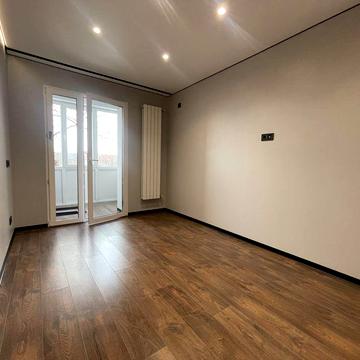 3 кім.квартира з Новим ремонтом Укомплектованою кухнею Панчішна ф-ка