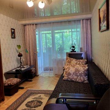 Продаж 2-х кімнатної квартири вул. Роксоляни