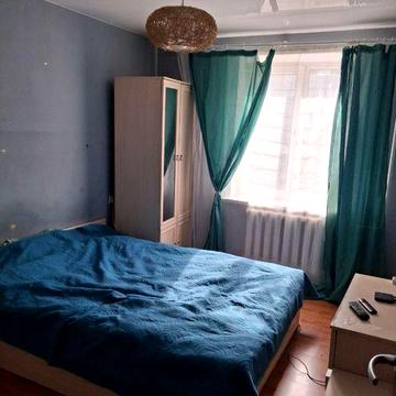 2 комнатная квартира, ул. Ак. Королева /Таирова