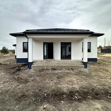 Продам котедж на масиві Київському