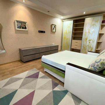 Здається 2-кімнатна квартира на вул. Григоренка, 7В