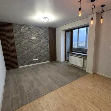 Продам 3-х кімнатну квартиру в центрі м. Лозова