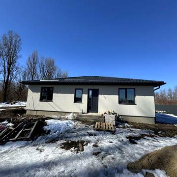 БУДИНОК  в чистовому стані