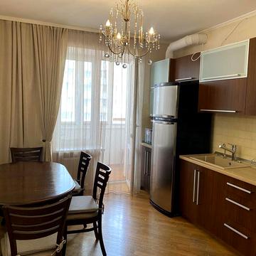 Оренда 3 кімн квартири на Поділлі