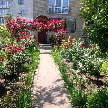 Пропонується до продажу трикімнатна квартира в Слободі