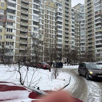 Продається квартира на Троєщині!!