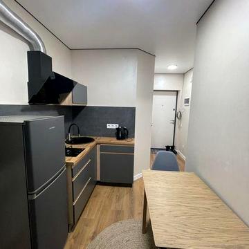 Квартира 21 м² з власним двориком 16 м² ЖК Аура центр