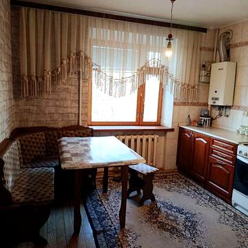 1 кімнатна велика в гарному стані, кондиціонер