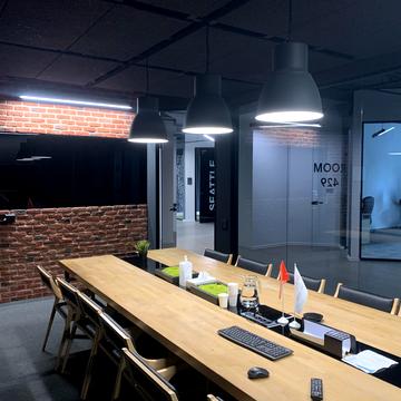 Наукова вул., 7