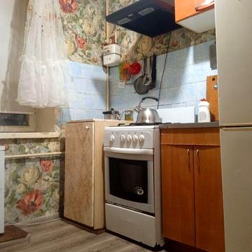 Продам однокімнатну квартиру в місті Златопіль (станція Лихачове, ~80)