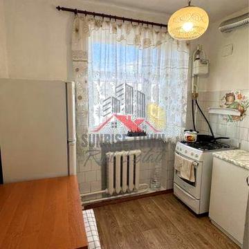 Здам 2 х кімнатну квартиру з косметикою у районі Сінного ринку