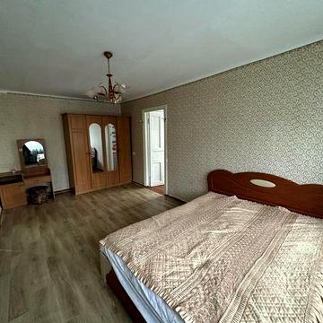 Здається квартира