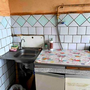 Продам кімнату в малосімейці (центр) міста