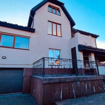 Долгосрочная аренда 2 єт.дома 320 кв.м. в г.Вішгороде, микр. Дедовица