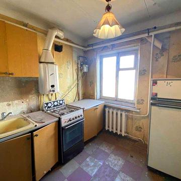 Продаётся 2‑комнатная квартира в районе Карачуны, по улице Учителей.