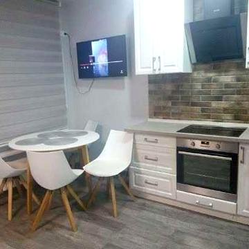 Квартира з видом на захд сонця, є генератор