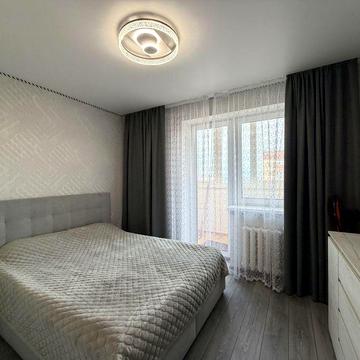 Продаж 2 кімн. Східний 2,  Вячеслава Чорновола 17.  Восточный 2.