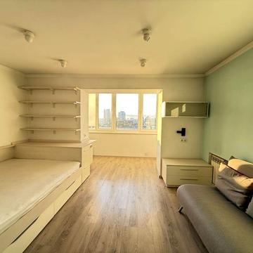 Оренда 1-кімн. студії, центр, метро Кловська, Печерськ