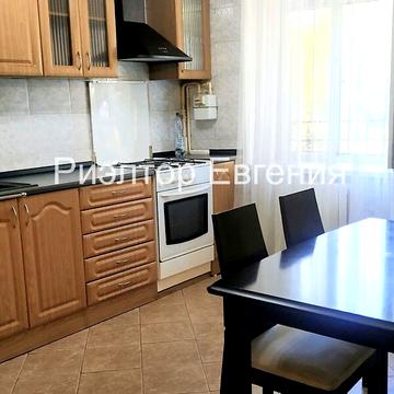 Довгострокова оренда 1к Квартира Леонтовича вулиця