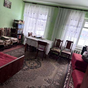 Трьохкімнатна квартира., з комунікаціями.