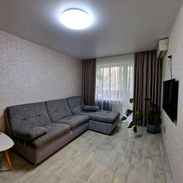 Продаж 2к Квартира Осіння вулиця