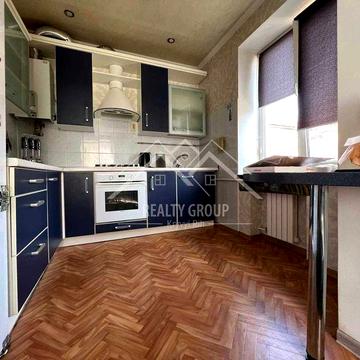 Продаж 2х кімнатної квартири на 96 кварталі (вул. Єсеніна)