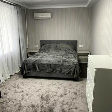 Берестейський просп. (Перемоги), 16