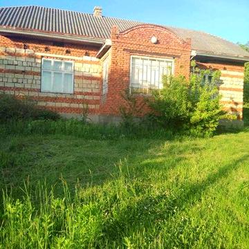 Продається будинок в мальовничому селі