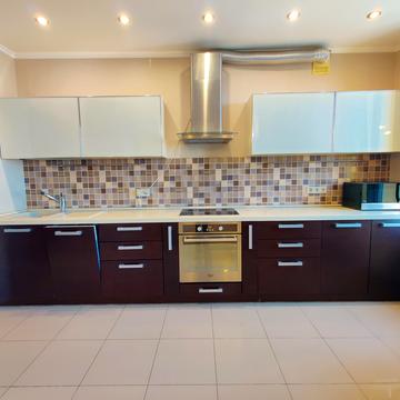 Валерія Лобановського просп. (Червонозоряний), 6-Г