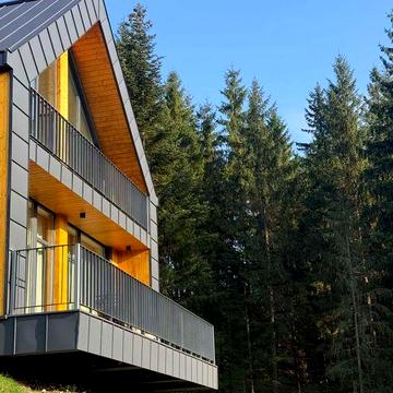 Продаж 2 поверхового будинку у Skogur (Буковель)