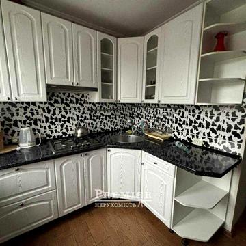 Простора квартира вул. Ніженська Центр