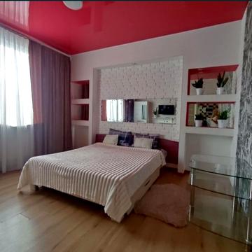 Середньофонтанська вул., 35