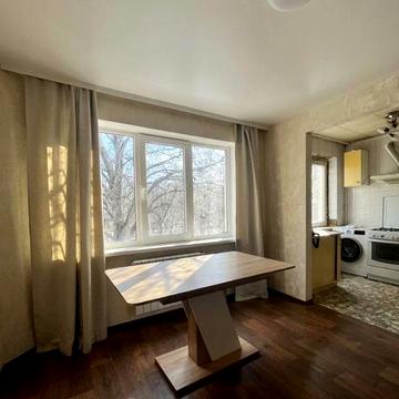 Продам 3 комн.квартиру Гвардейцев Широнинцев,Героев Труда