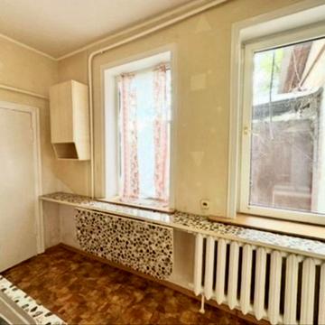 Продаж квартири у котеджі на ділянці з гаражем СЕРТИФІКАТ