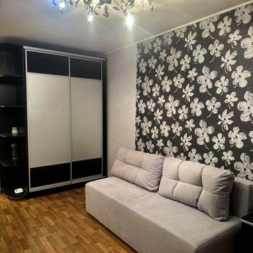 Супер!!!  Сдам 1 кв ТРК Украина 7000+ свет.