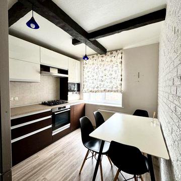 Сертифікат +. Продаж 3к 70-ки ж/м Покровський, ремонт.