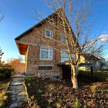 Продаж будинку Золочів з 21 сот без комісії