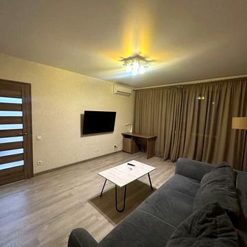 Сдам 2к кв ЖК Левада