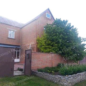 Продаж двоповерхового будинку