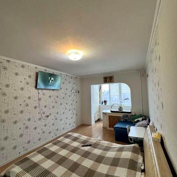 12 школа. Власник!