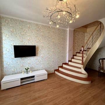 Квартира 126 м2 за 90000$