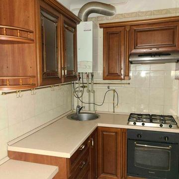 Центр, вул. Котляревського, р-н 10 ліцею, АО, площ. 71 м2 за $70 000