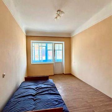 Продажться 1к квартира в центрі м.Заставна