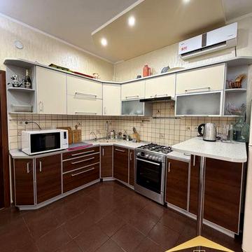 Продаж будинку на Зеленому