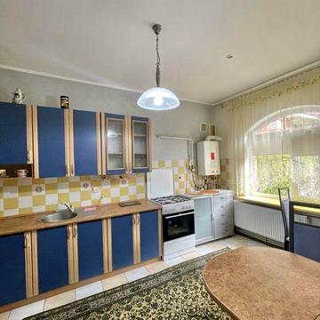 Здаю частину будинку в районі Казбету